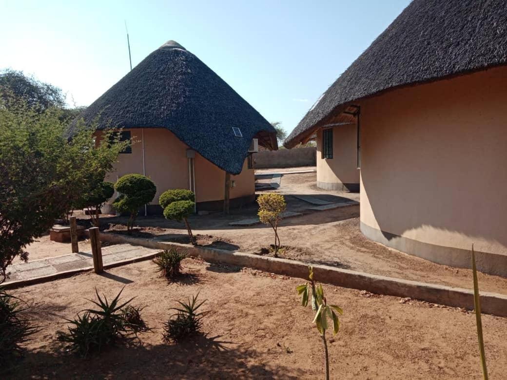 Nkanga Hotel Kasane Εξωτερικό φωτογραφία