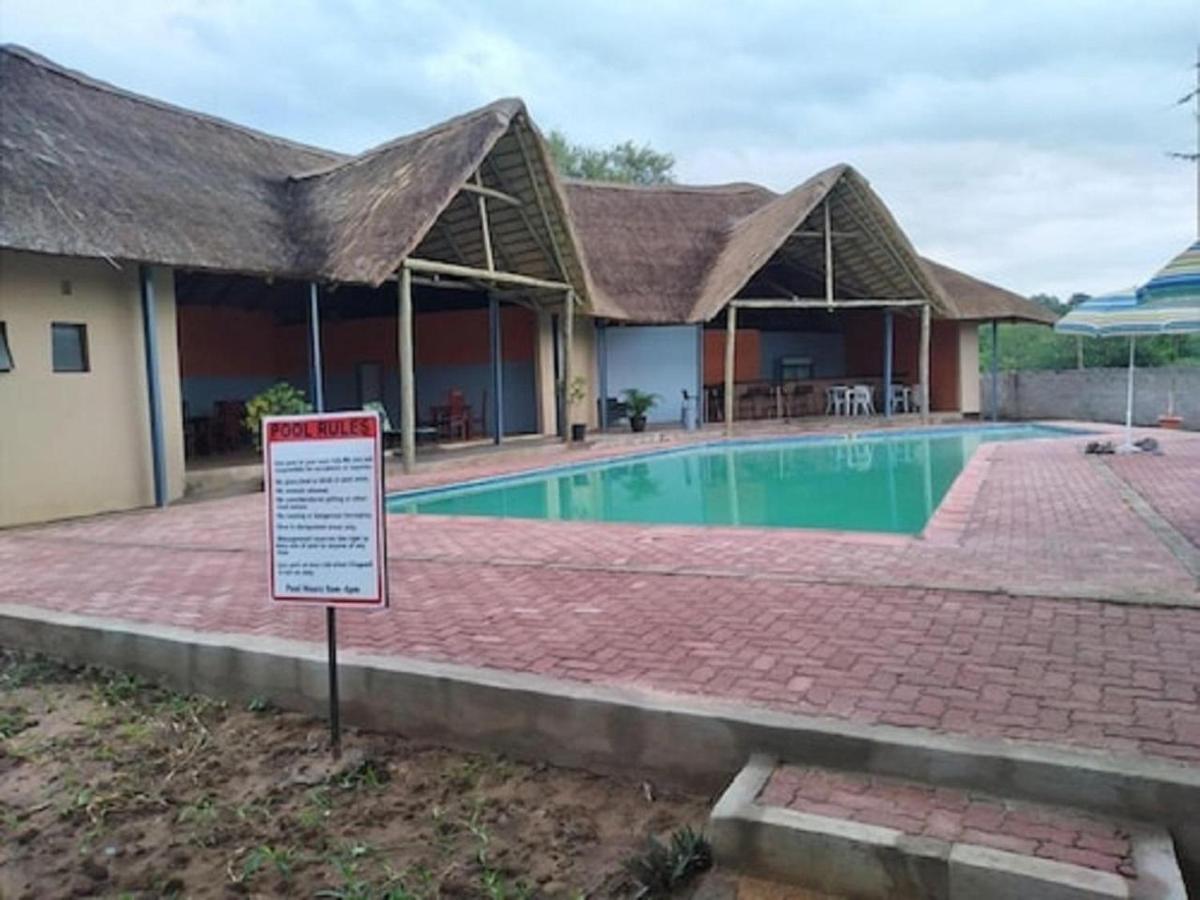 Nkanga Hotel Kasane Εξωτερικό φωτογραφία